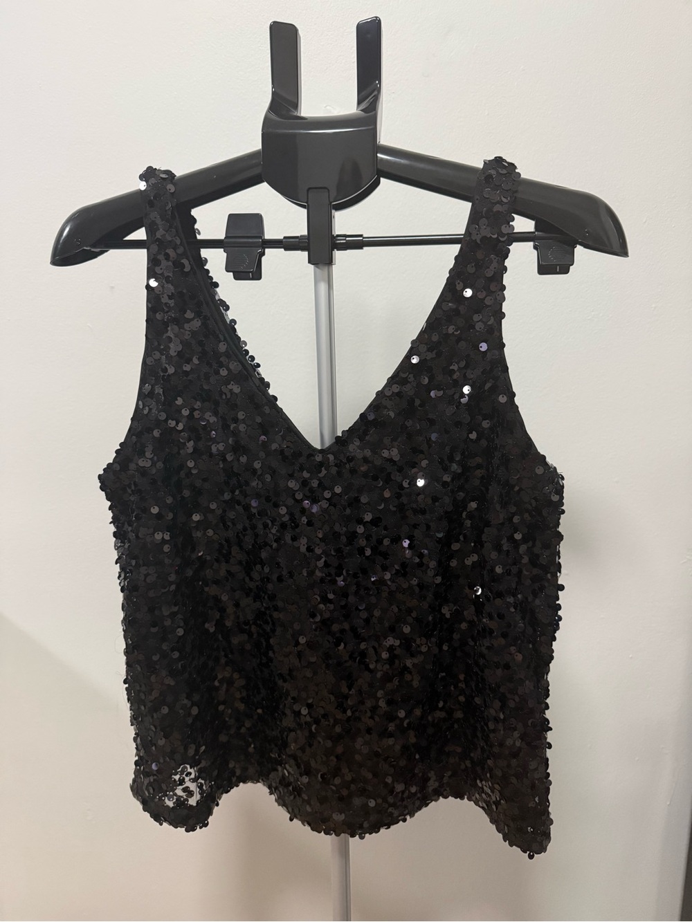 H&M Black Sequin Tank Top – NWT – Women’s Size Small